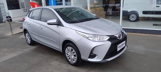 TOYOTA YARIS 1.5 16V FLEX XL MULTIDRIVE TOYOTA YARIS 1.5 16V FLEX XL MULTIDRIVE
